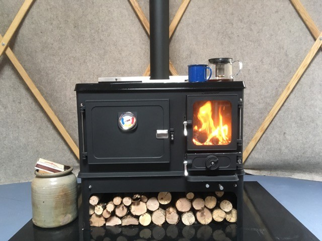 https://www.woodcookstove.com//media/catalog/product/cache/1/image/9df78eab33525d08d6e5fb8d27136e95/m/i/mini-cook-stove-range.jpeg